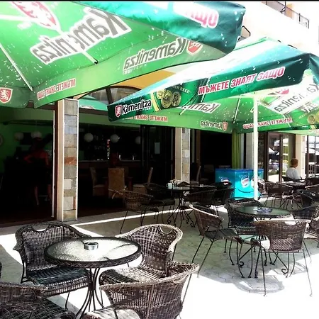 Royal Sun - Sunny Cove