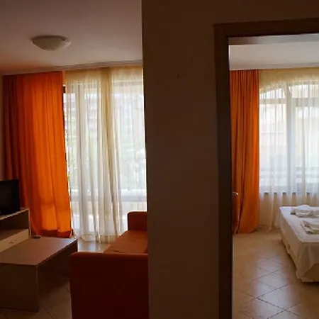 Royal Sun - Sunny Cove *