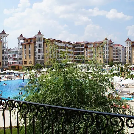 Royal Sun - Sunny Cove *