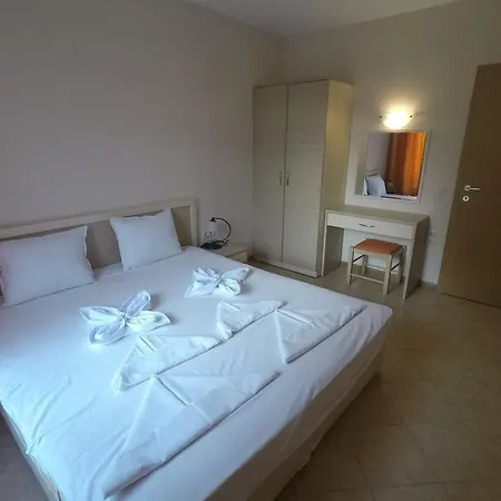 Royal Sun - Sunny Cove Apartamento *