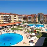 Royal Sun - Sunny Cove Apartment