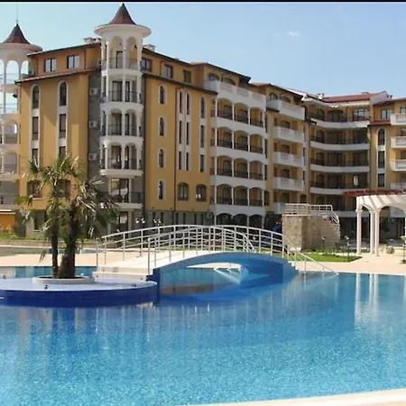 Royal Sun - Sunny Cove * Slăntjev Brjag