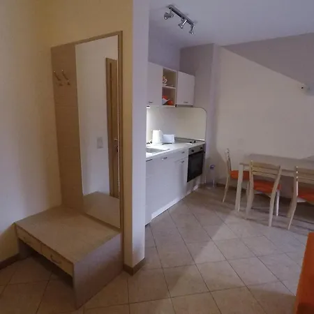 Royal Sun - Sunny Cove *